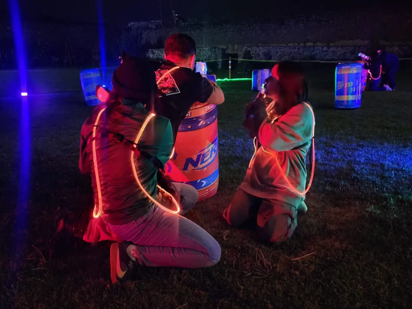 Gotcha nocturno con luces