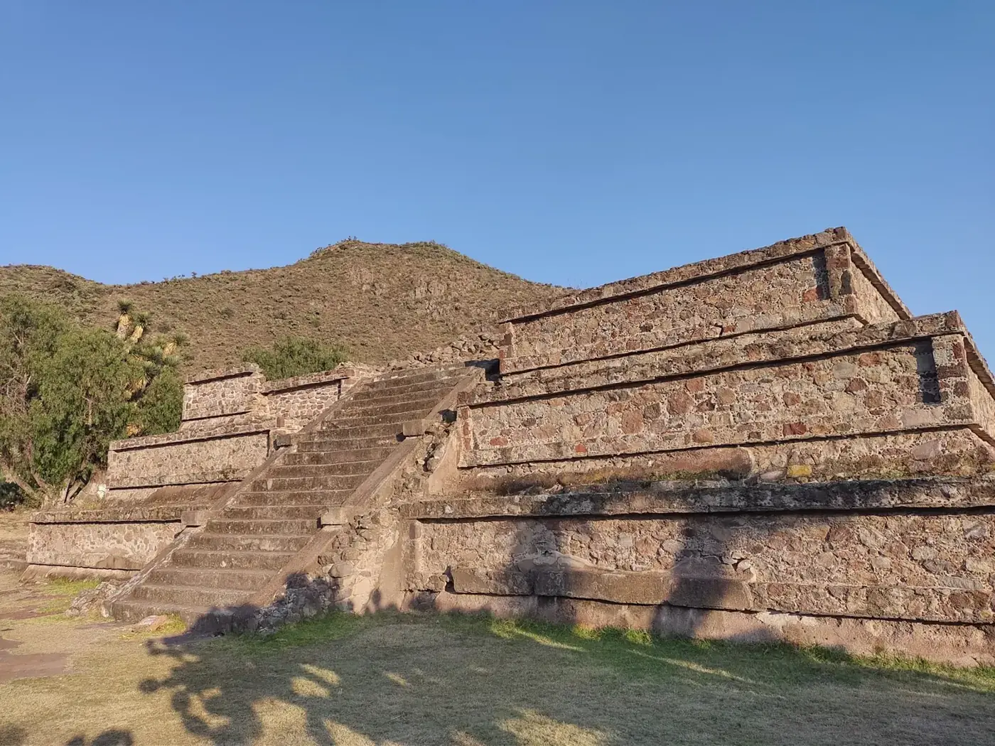 Pirámide del Tecolote al atardecer